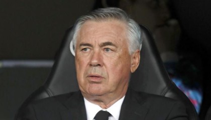 世界杯赛事直播入口-安帅：疑似点球不好评论 库瓦：裁判压力大不敢吹