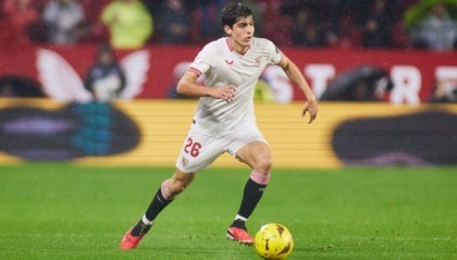 迪马济奥：那不勒斯重新有意胡安卢，将和尤文竞争这名右边后卫