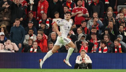 英足总官方：对阵伯恩茅斯被罚下，马奎尔辱骂第四官员遭指控